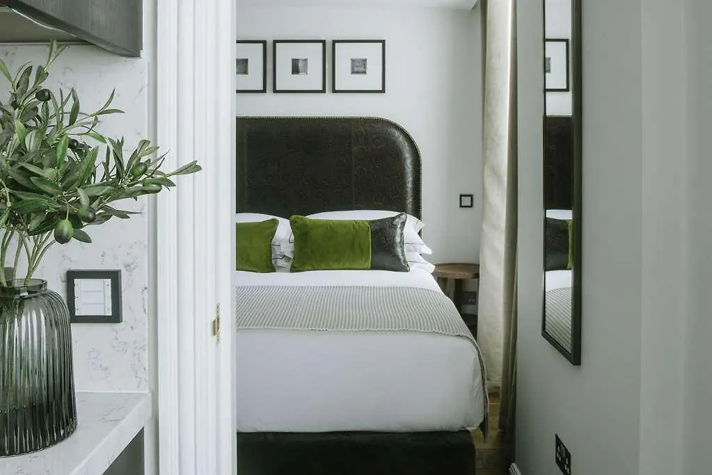 Cheval The Edinburgh Grand Aparthotel 5*,  United Kingdom