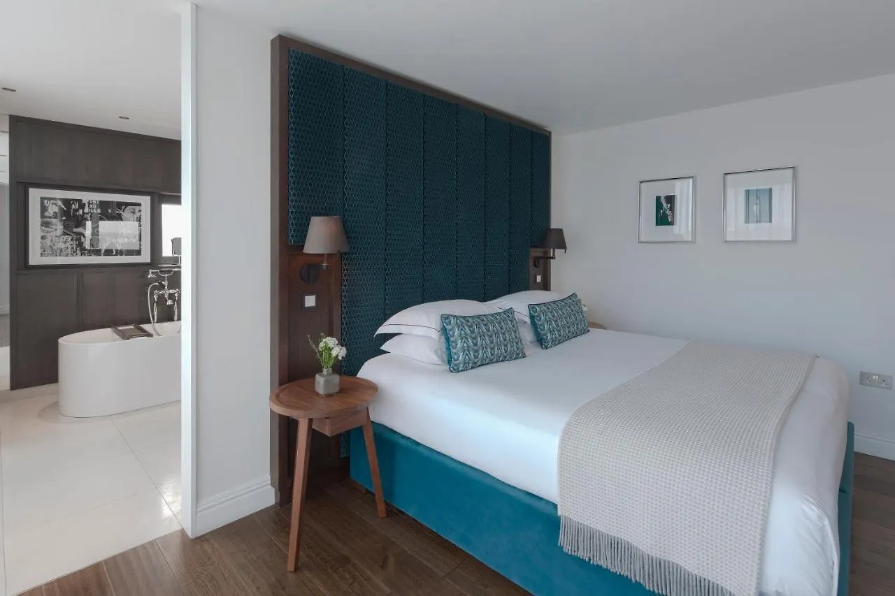 Cheval The Edinburgh Grand Aparthotel