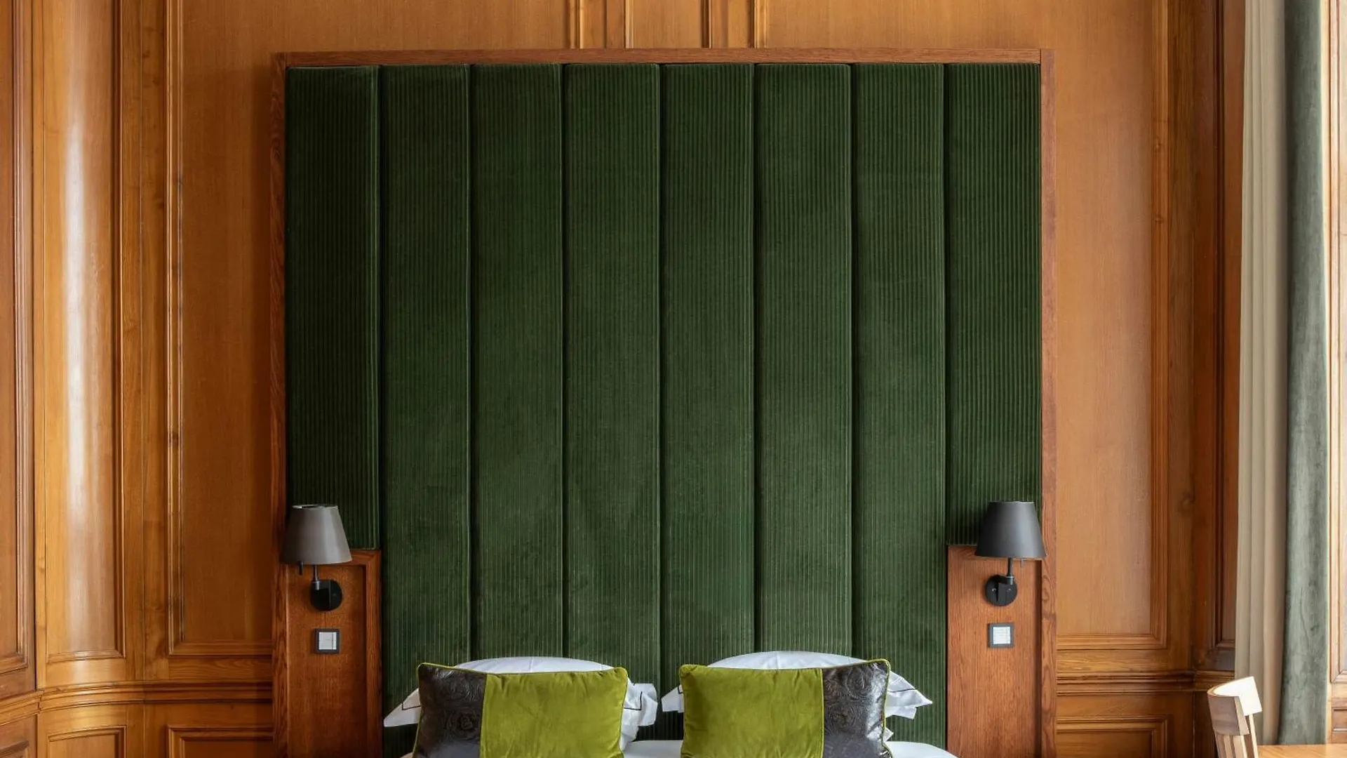 The Edinburgh Grand, A Luxury Collection Hotel, אדינבורו 5*,  בריטניה