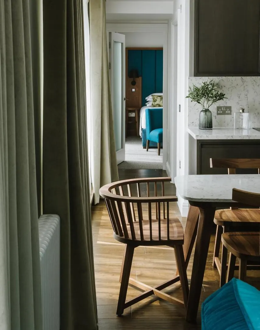Cheval The Edinburgh Grand Aparthotel 5*,  United Kingdom